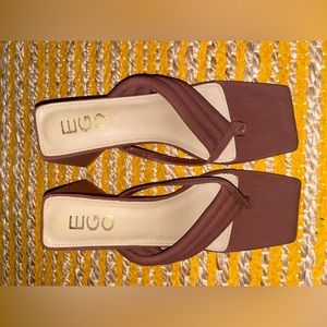 EGO Open-toed block heel sandal